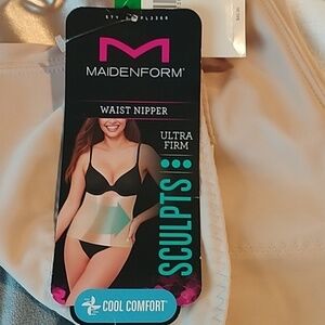Maidenform Waist Nipper Ulta Firm Sculpts Shapewear L